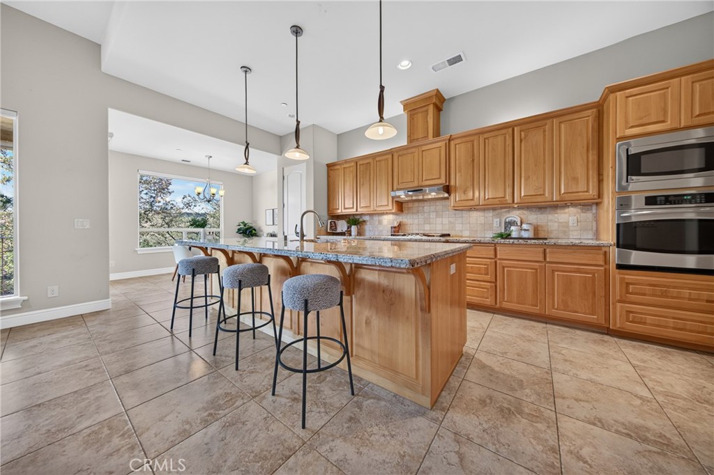 3454 Shallow Springs Property Photo 12