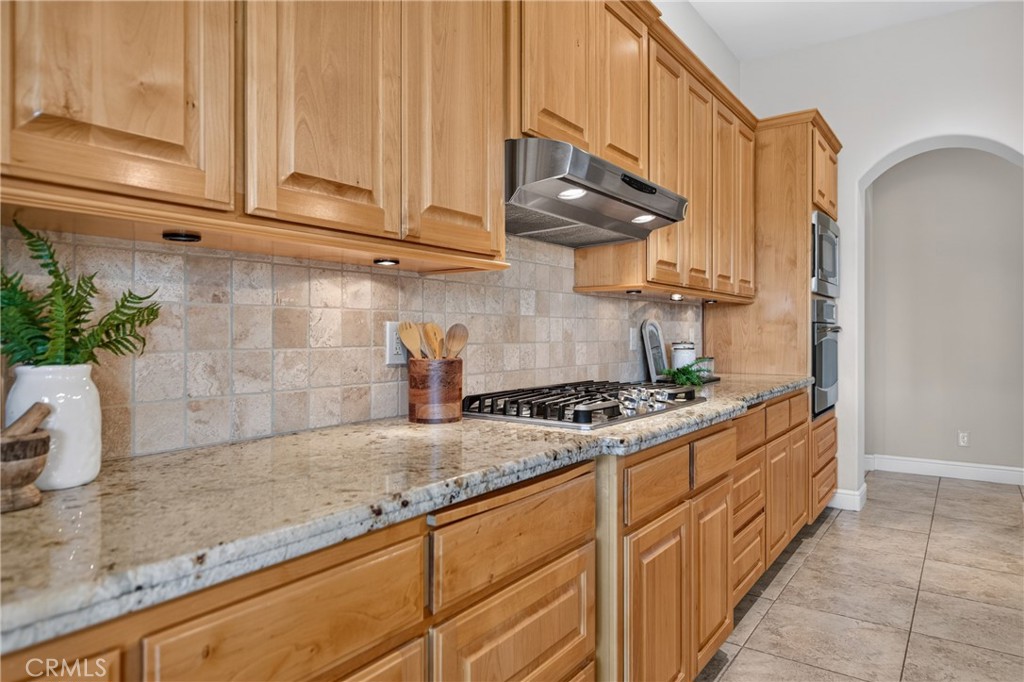 3454 Shallow Springs Property Photo 15