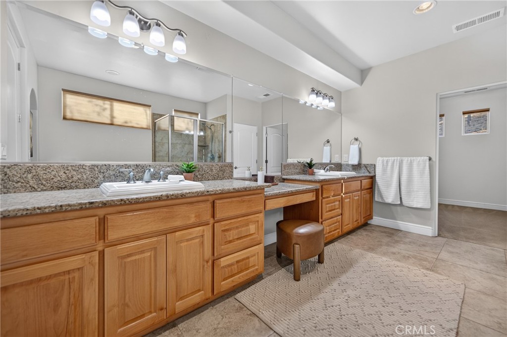 3454 Shallow Springs Property Photo 26