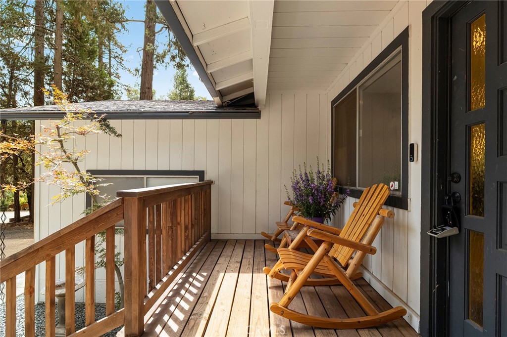 14043 Creston Road Property Photo 5
