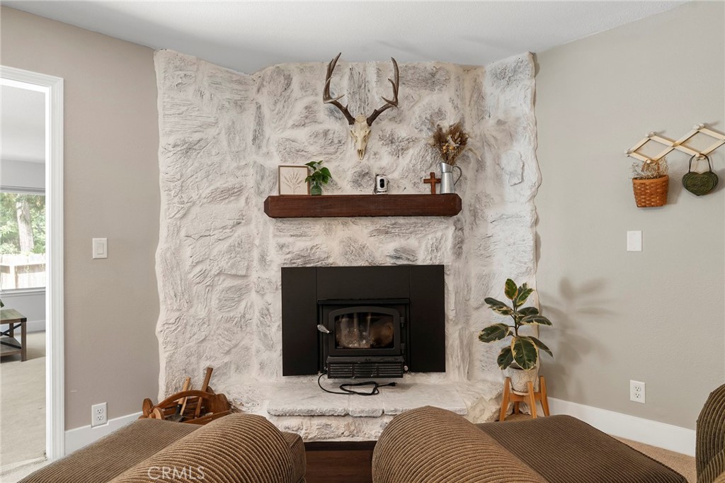 14043 Creston Road Property Photo 11