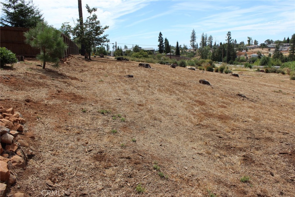 1289 Pearson Property Photo 3