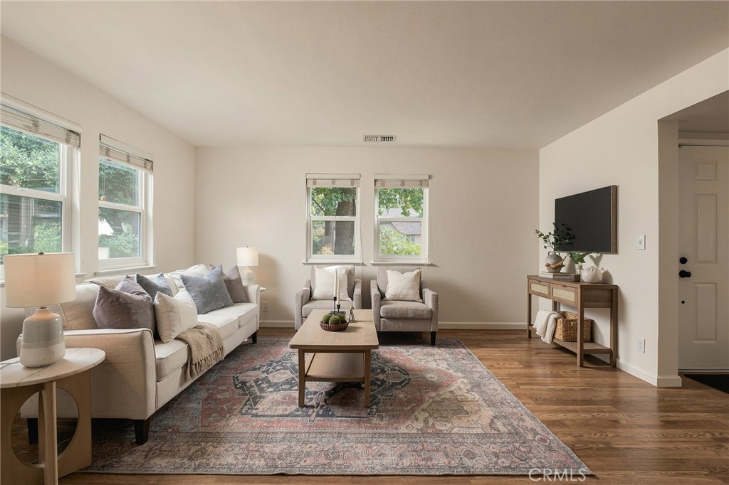 30 Burkeshire Court Property Photo 19