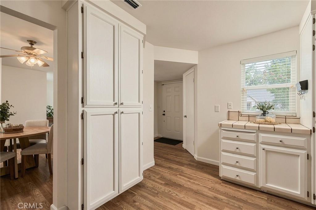 30 Burkeshire Court Property Photo 24