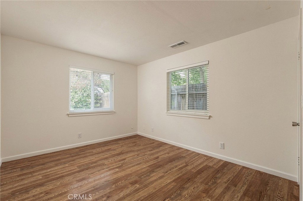 30 Burkeshire Court Property Photo 26