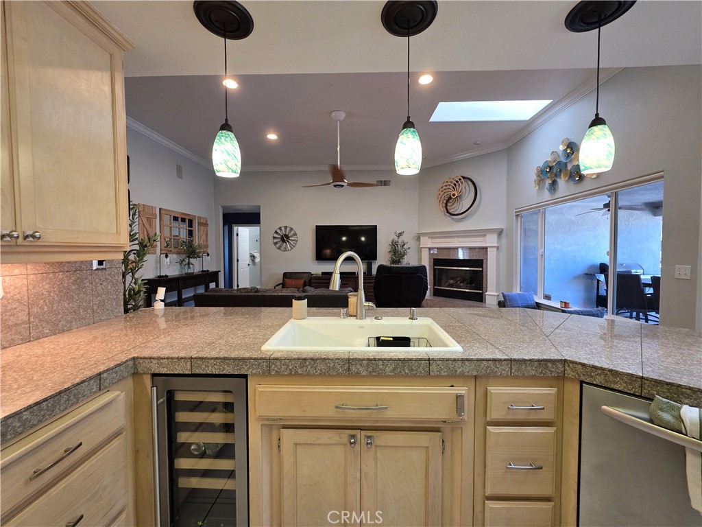 2368 Sausalito St Property Photo 10