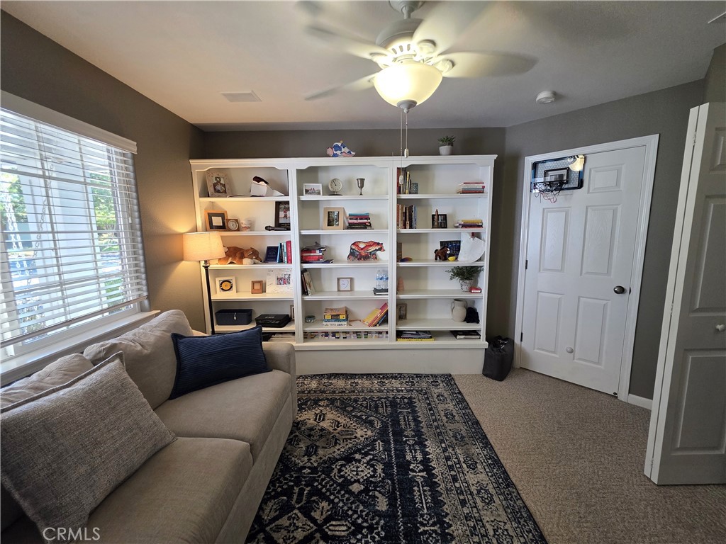 2368 Sausalito St Property Photo 14