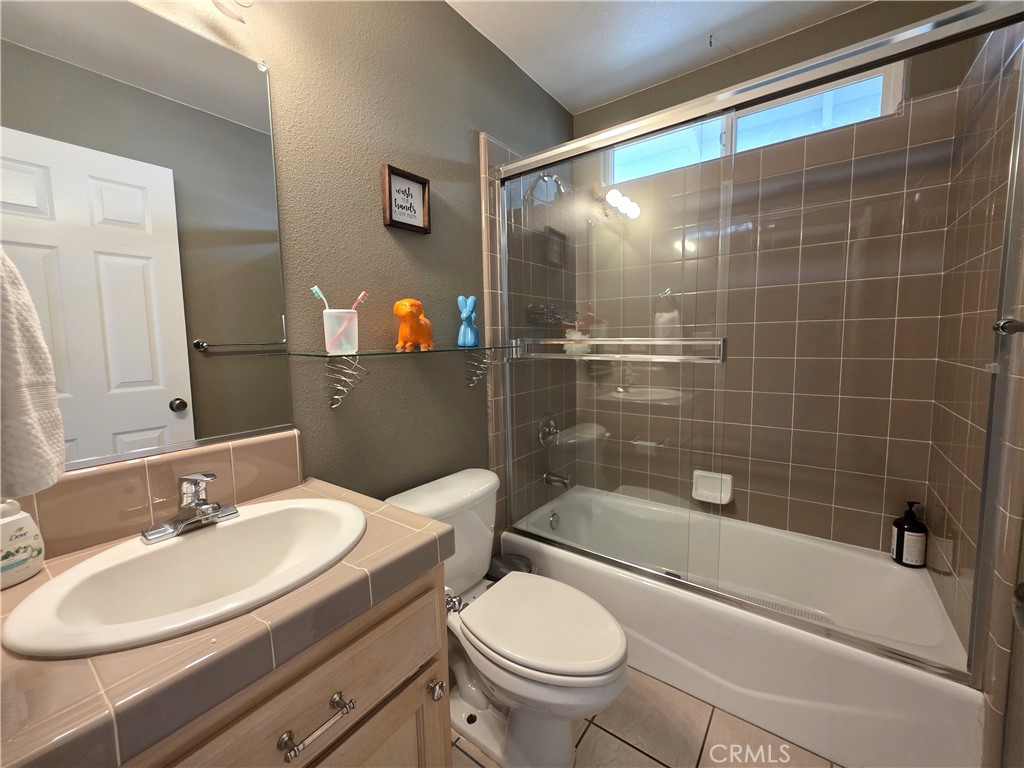 2368 Sausalito St Property Photo 31
