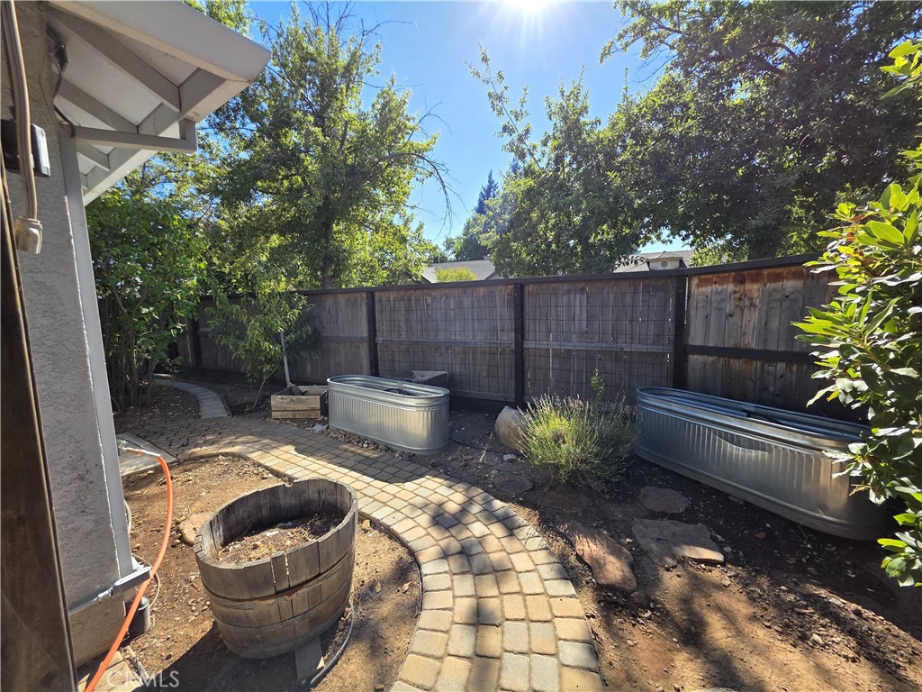 2368 Sausalito St Property Photo 46