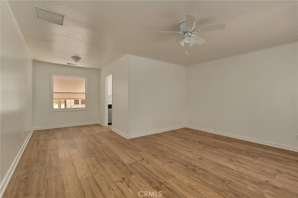 2430 Baldwin Avenue Property Photo 6