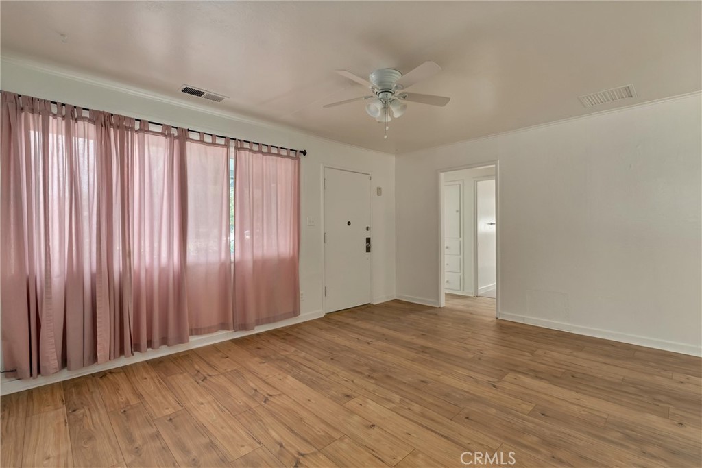 2430 Baldwin Avenue Property Photo 9