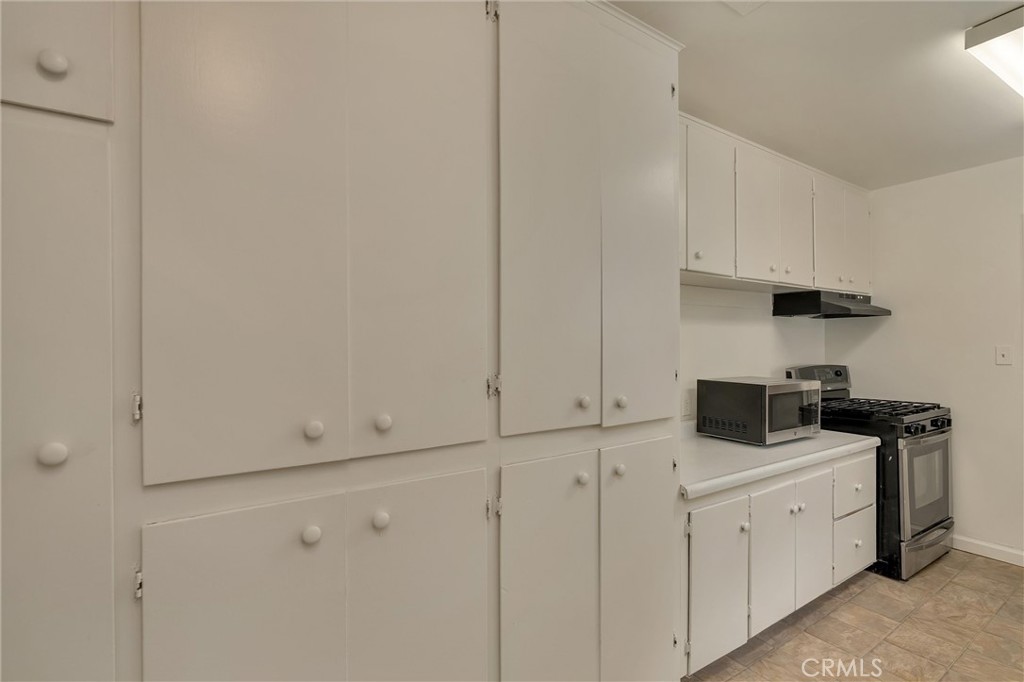 2430 Baldwin Avenue Property Photo 14