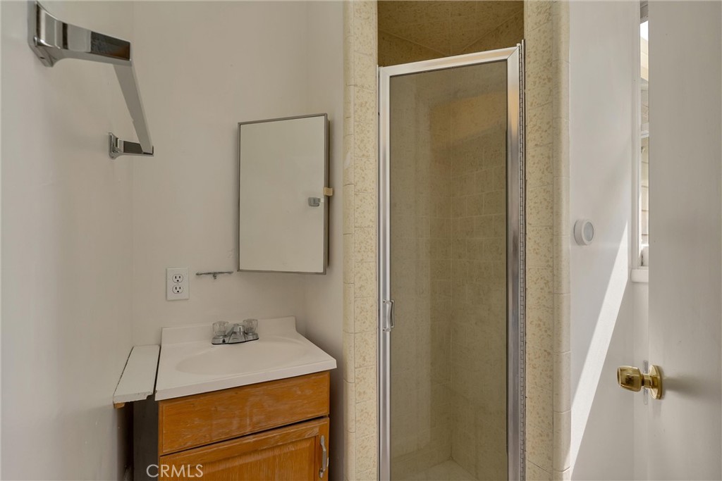 2430 Baldwin Avenue Property Photo 18