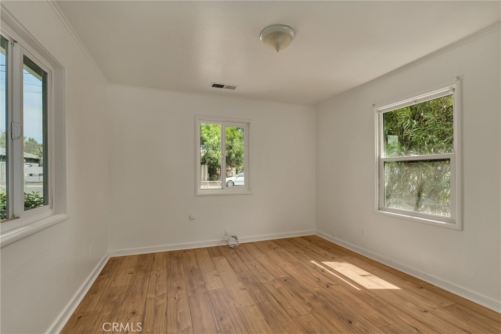 2430 Baldwin Avenue Property Photo 20