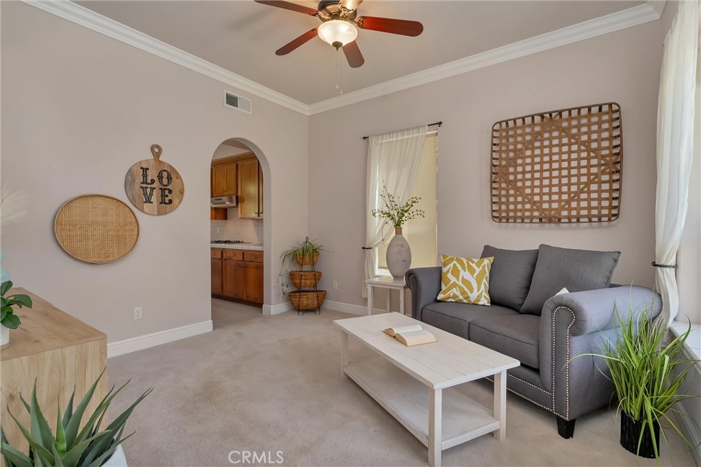 122 Secluded Oaks Court Property Photo 16