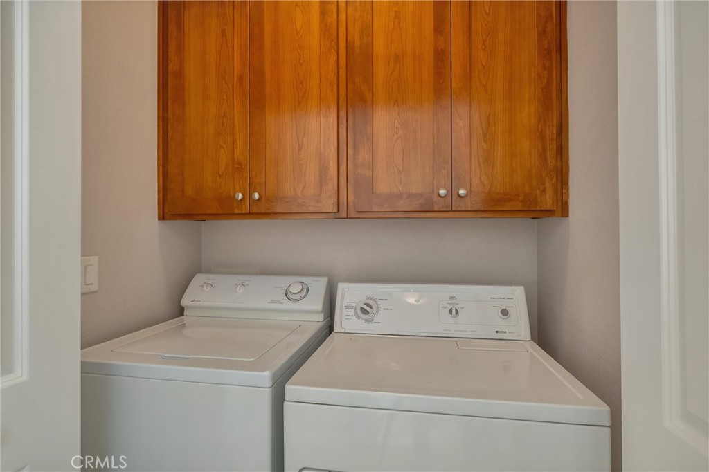 122 Secluded Oaks Court Property Photo 35