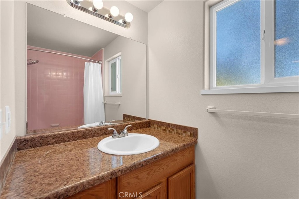1221 Pear Property Photo 16