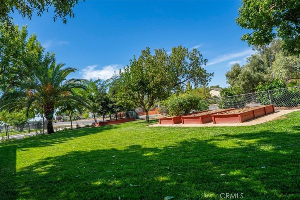 1221 Pear Property Photo 26