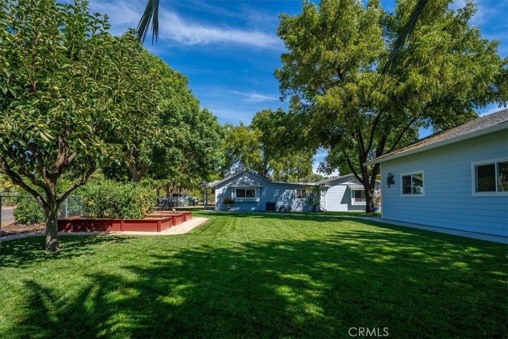 1221 Pear Property Photo 28