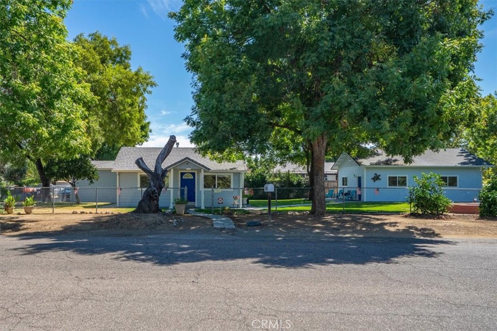 1221 Pear Property Photo 40