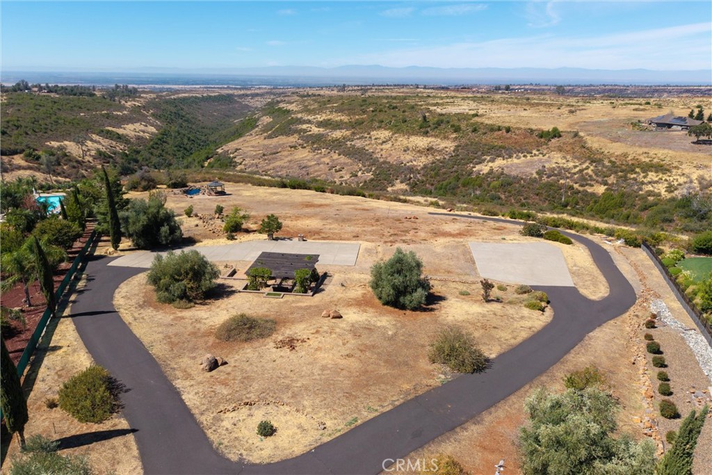 127 Tuscan Property Photo 3