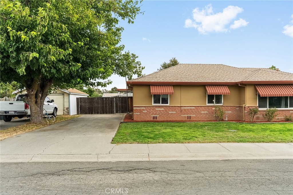 219 Vine Street Property Photo 28