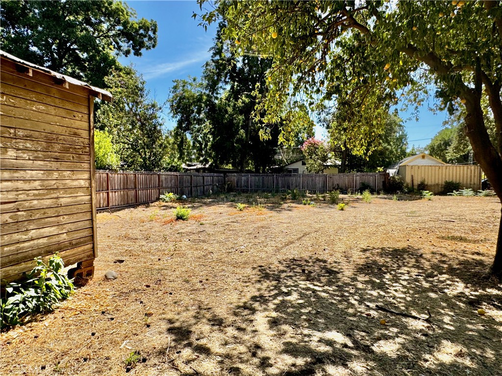 1259 9th E Property Photo 8