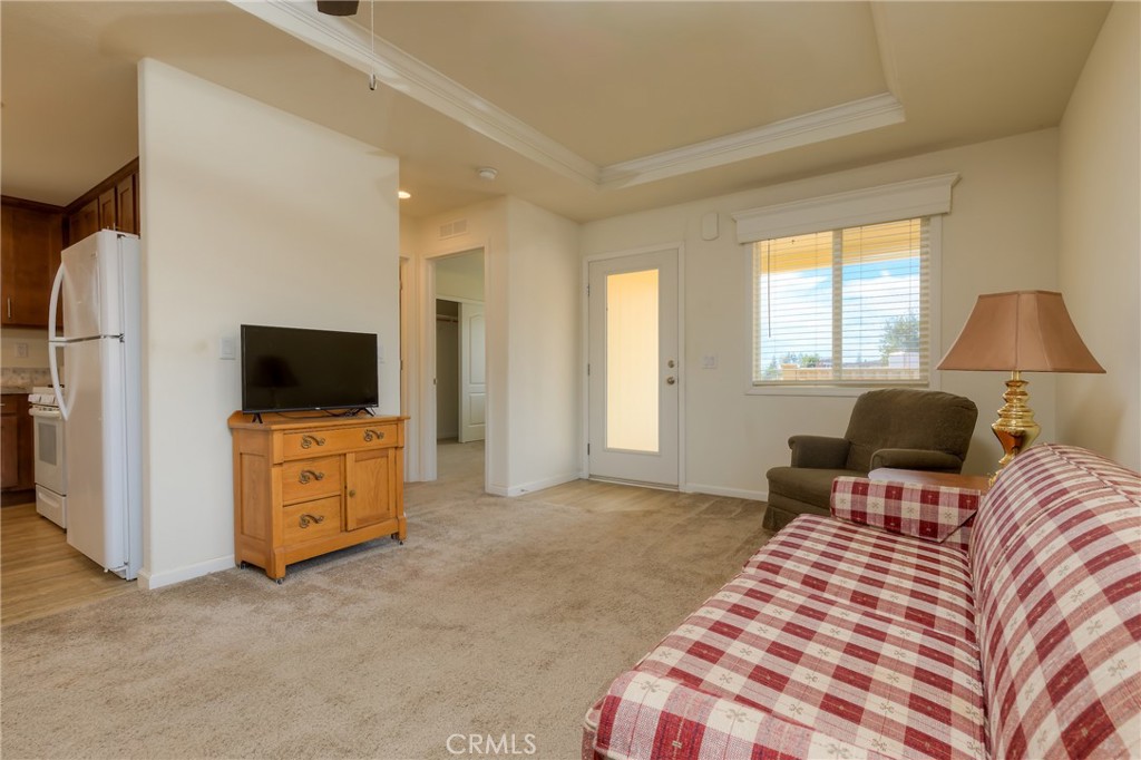 1221 Lurena Property Photo 7