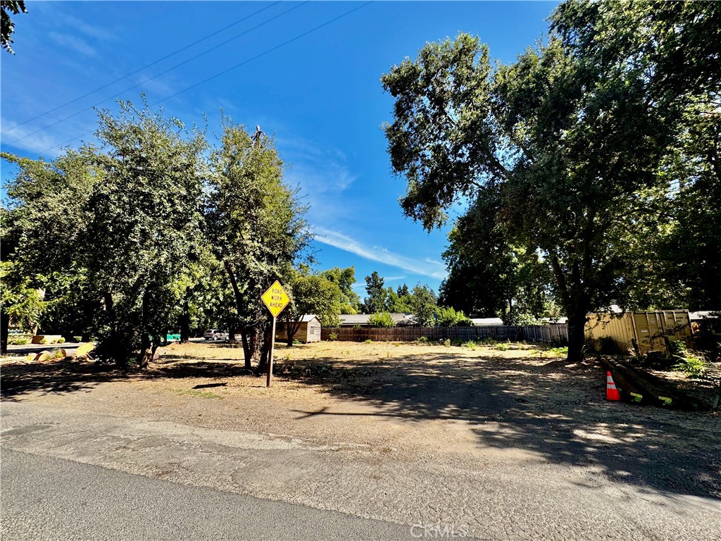 1257 9th E Property Photo 9