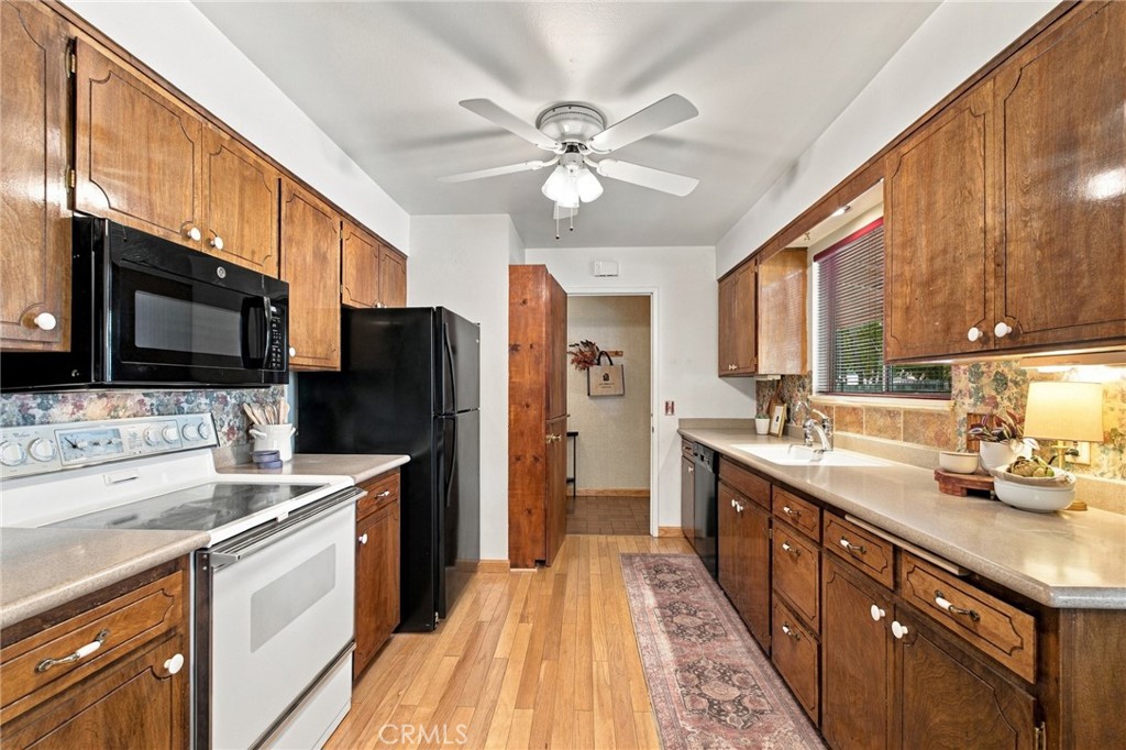 33 Lawnwood Drive Property Photo 14
