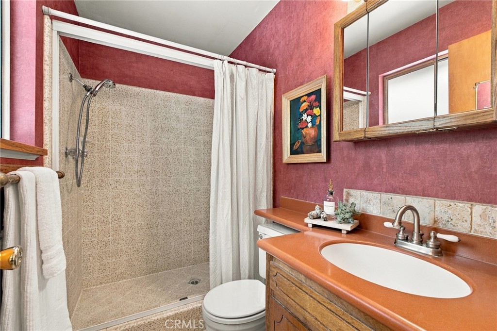 33 Lawnwood Drive Property Photo 21