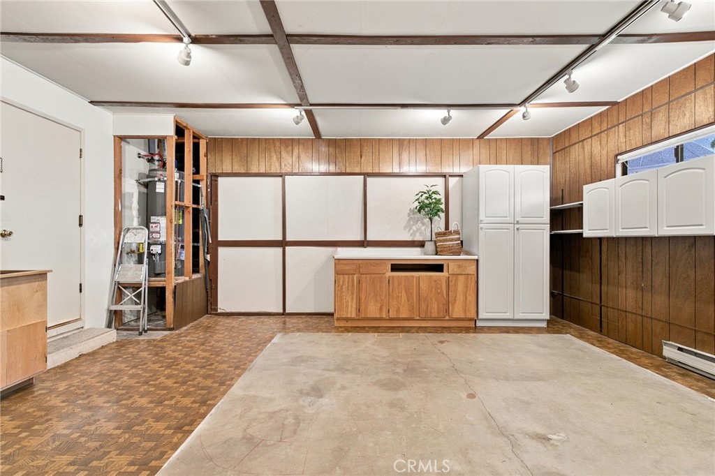 33 Lawnwood Drive Property Photo 24