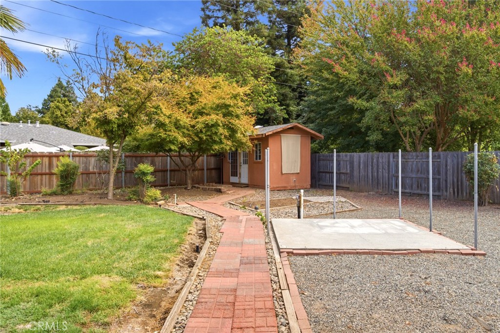 33 Lawnwood Drive Property Photo 30