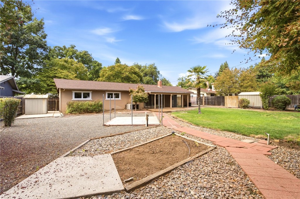 33 Lawnwood Drive Property Photo 33