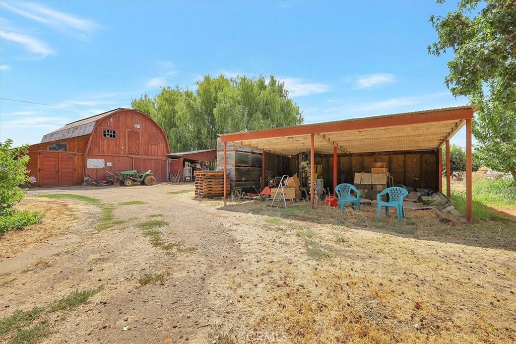 1934 W Biggs Gridley Property Photo 3