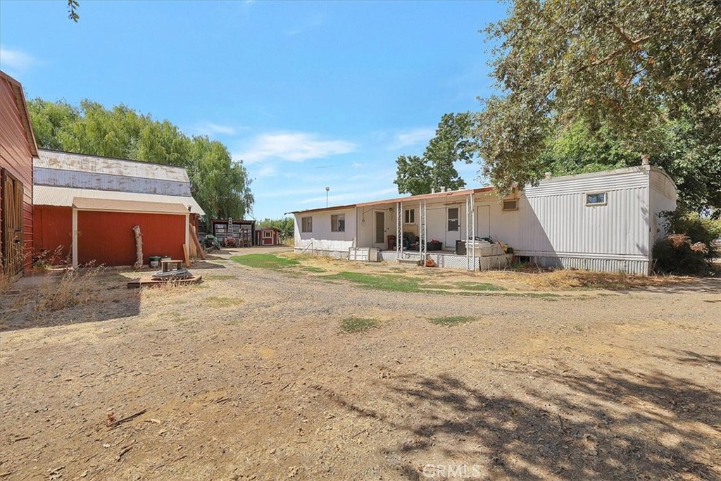 1934 W Biggs Gridley Property Photo 8
