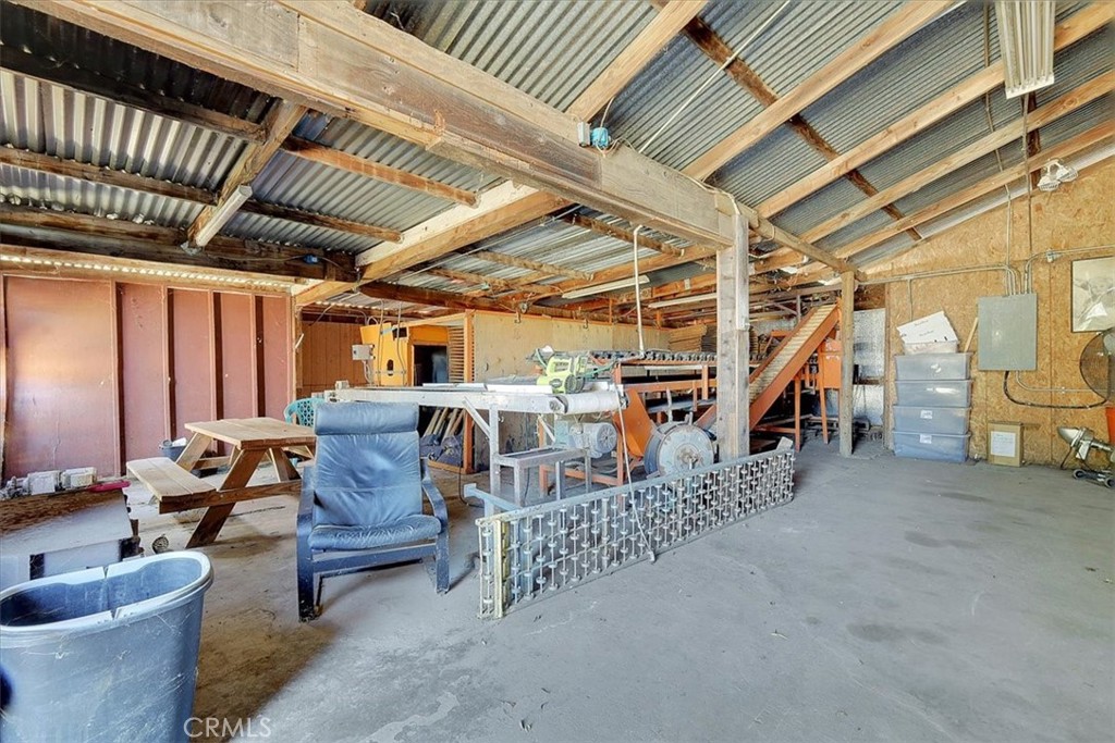 1934 W Biggs Gridley Property Photo 13