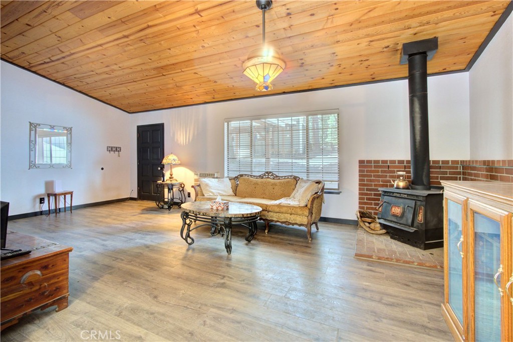15430 Kingridge Circle Property Photo 5