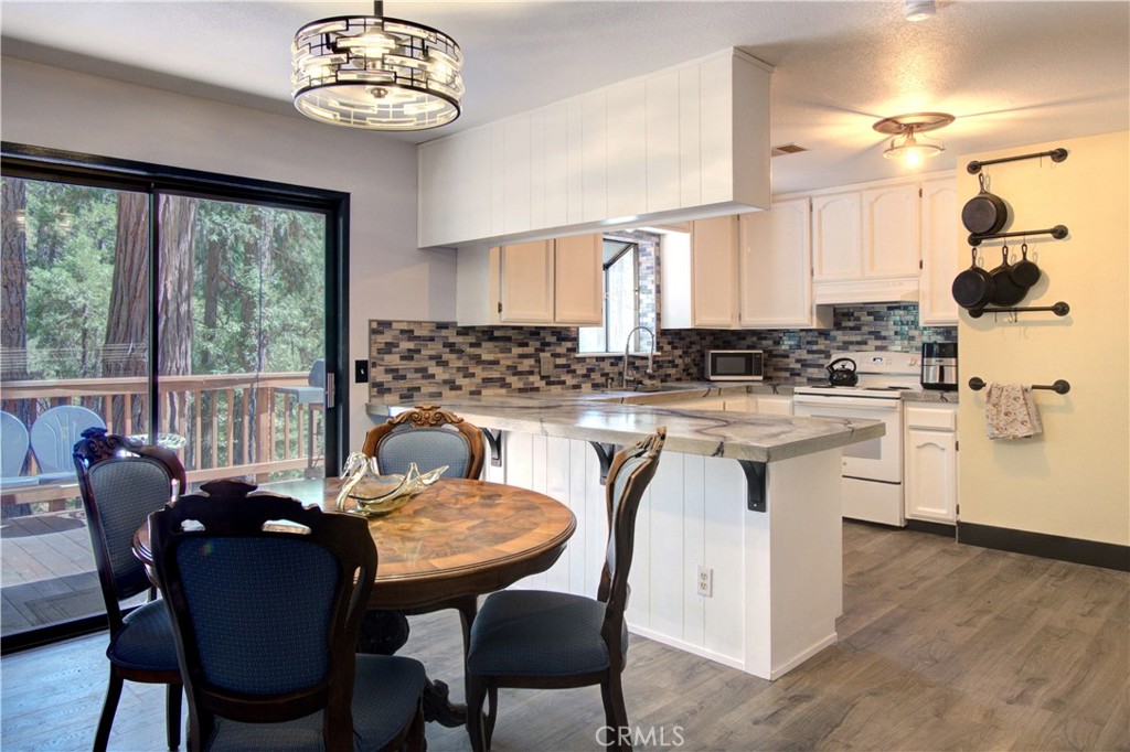 15430 Kingridge Circle Property Photo 10