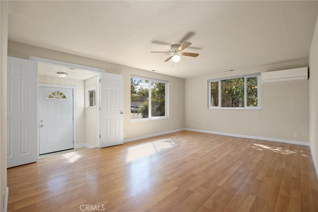 139 S Murdock Avenue Property Photo 6