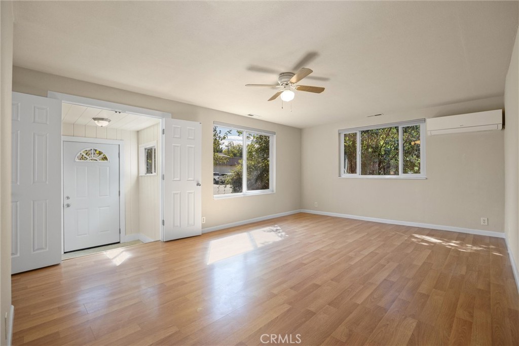 139 S Murdock Avenue Property Photo 6