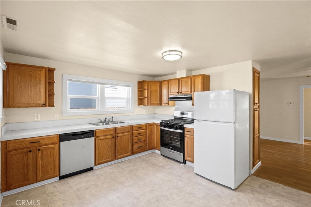 139 S Murdock Avenue Property Photo 12