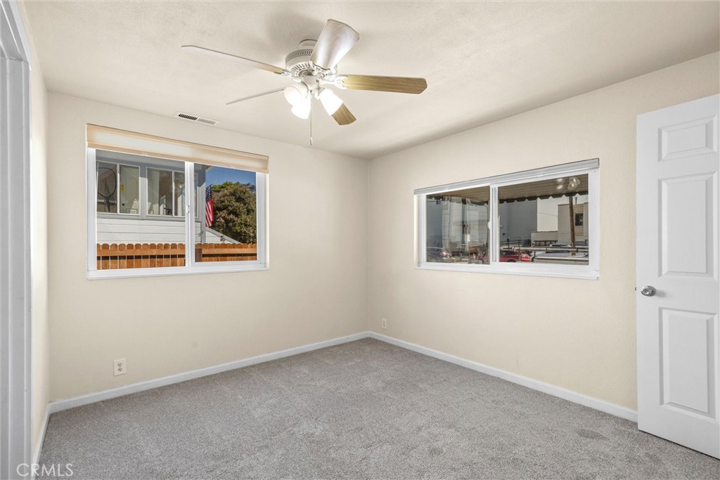 139 S Murdock Avenue Property Photo 18