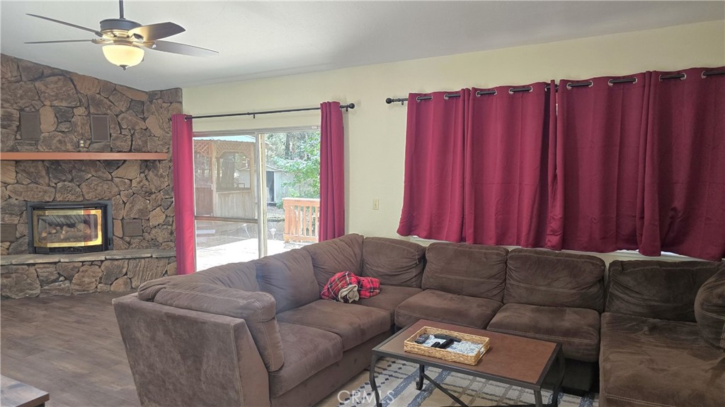 6566 Woodward Property Photo 14