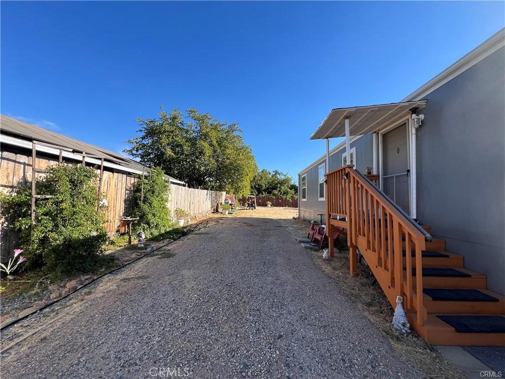 731 Colusa Avenue Property Photo 9