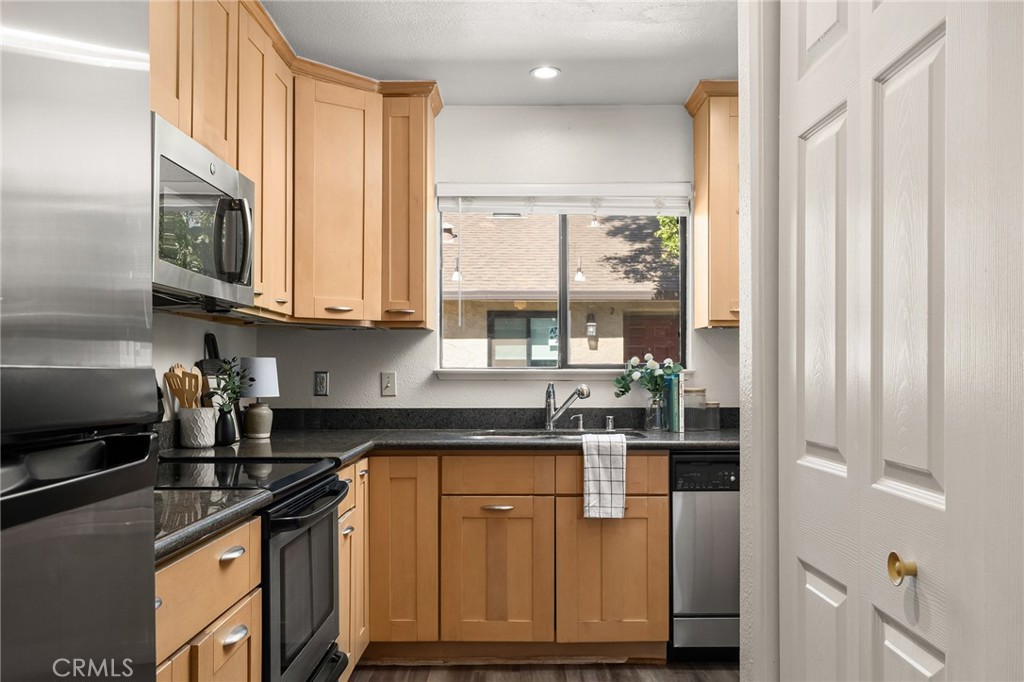 1420 Sherman Avenue 16 Property Photo 19