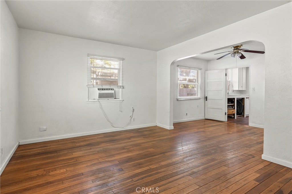 1122 Sunset Property Photo 2