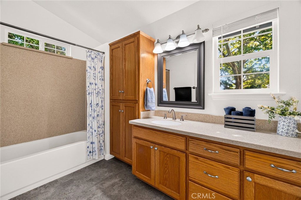 2416 Villa Vista Drive Property Photo 15