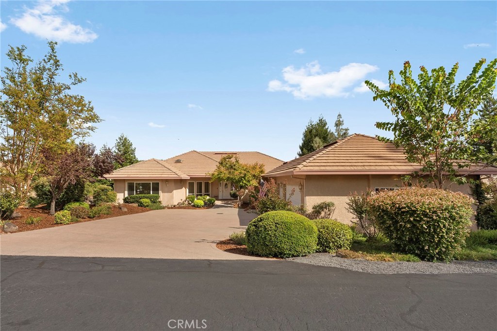 14898 Eagle Ridge Drive Property Photo 1