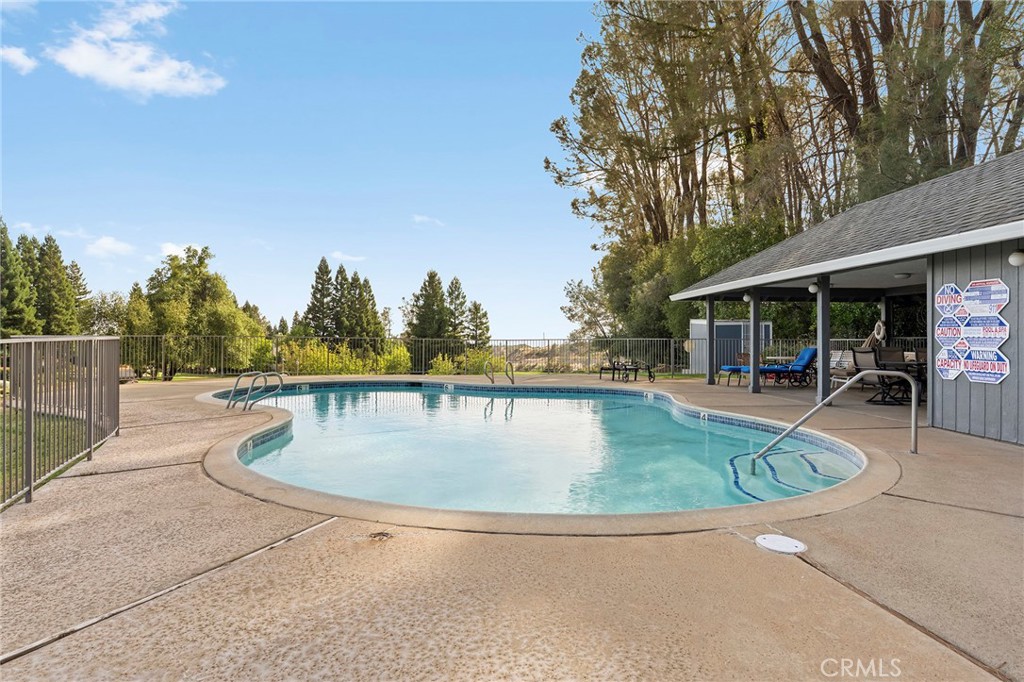 14898 Eagle Ridge Drive Property Photo 3